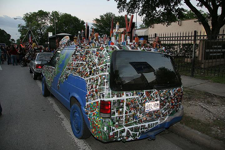 h20070510_ArtCarFriNite 032 